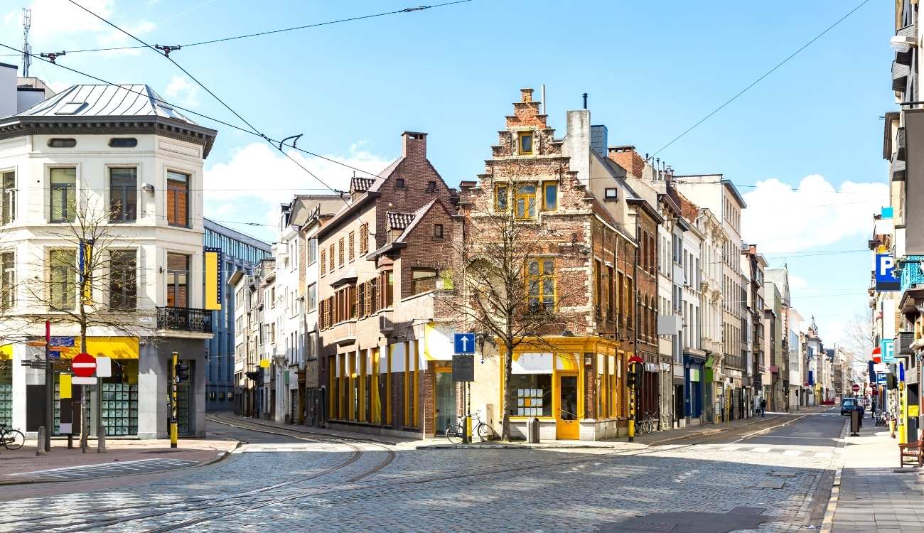 Stroll Antwerp’s Meir Pedestrian Street