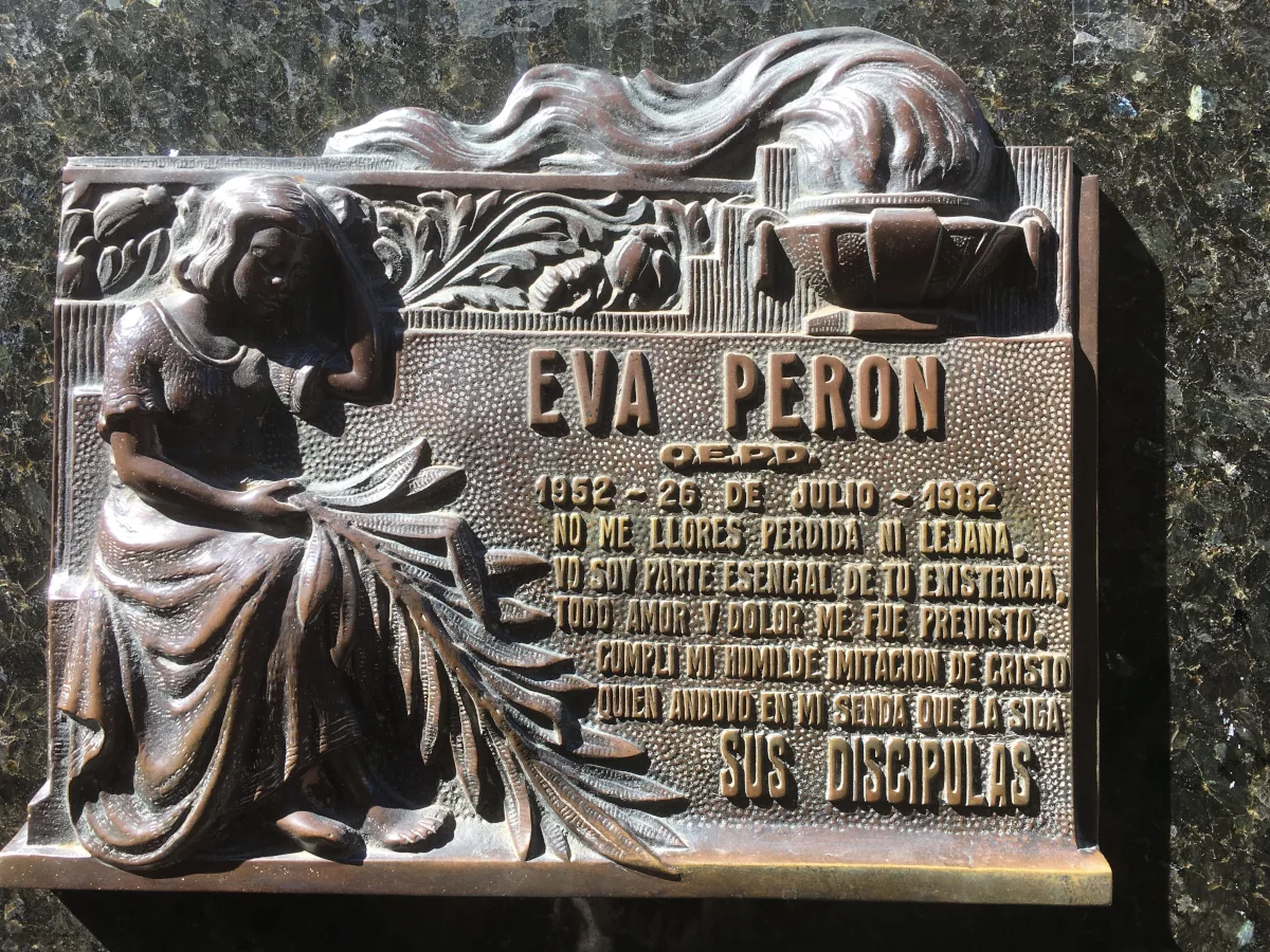 Discover the history of Evita Perón
