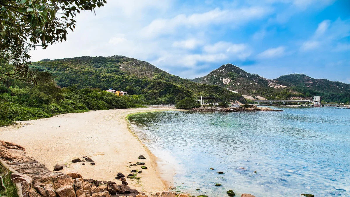 Explore Lamma Island
