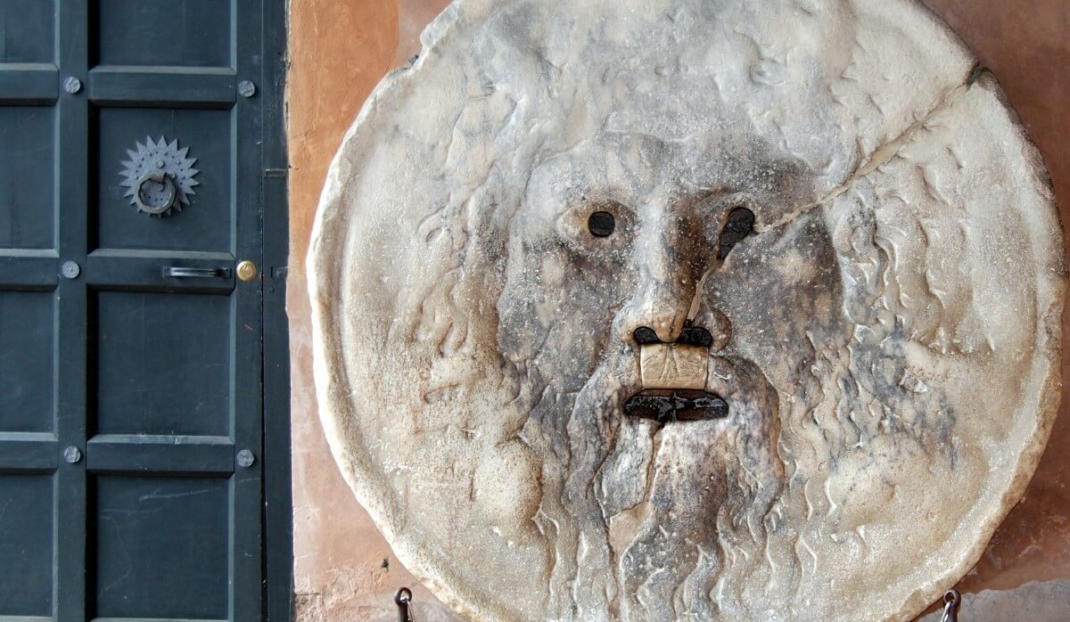 Put your hand in the Bocca della Verità